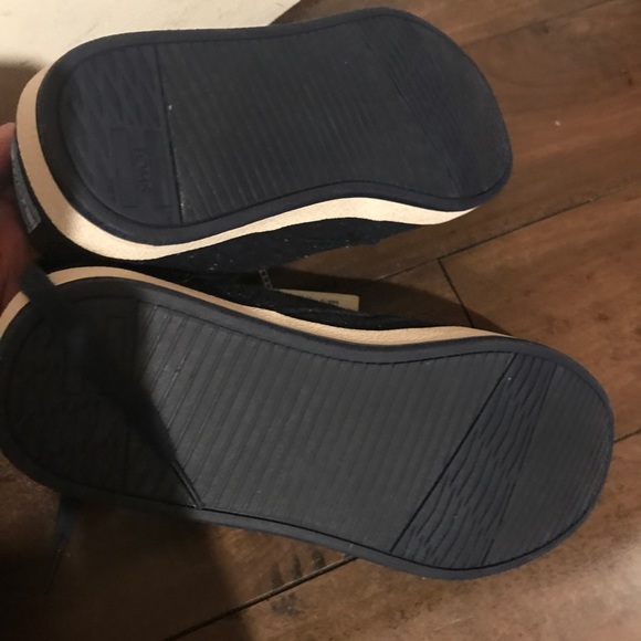 Toms - Picture 5 of 5